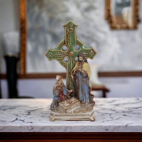 Vintage Porcelain Nativity Scene with Cross 6” Tall - Picture 2 of 9